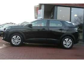 Peugeot 3008 (2022) thumbnail 2