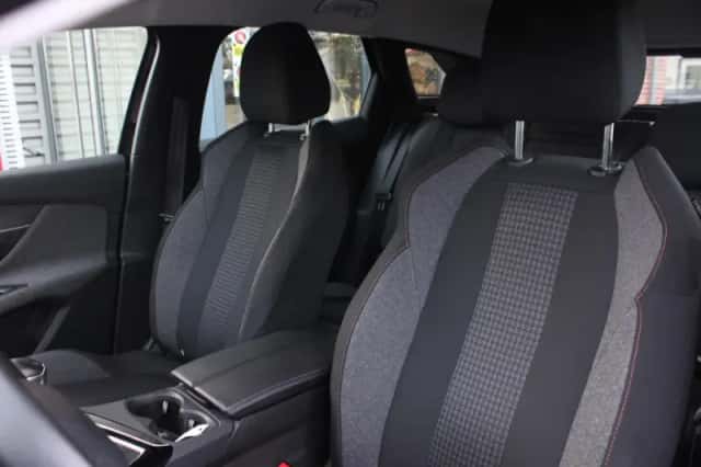 Peugeot 3008 (2022) thumbnail 14