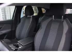 Peugeot 3008 (2022) thumbnail 14