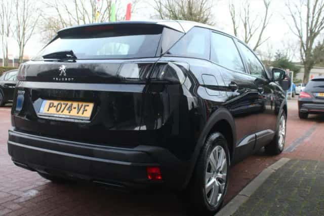 Peugeot 3008 (2022) thumbnail 5