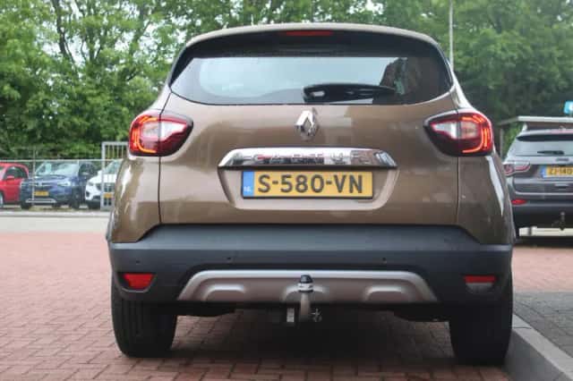 Renault Captur (2018) thumbnail 4