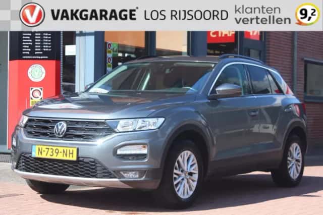 Volkswagen T-Roc (2021) thumbnail 1