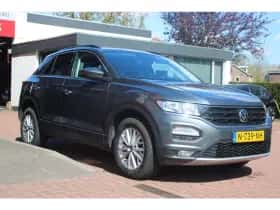 Volkswagen T-Roc (2021) thumbnail 6