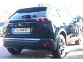 Peugeot 2008 (2023) thumbnail 4