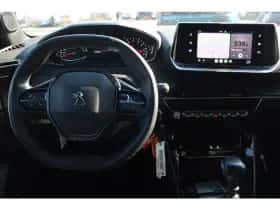 Peugeot 2008 (2023) thumbnail 6