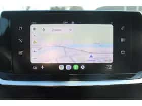 Peugeot 2008 (2023) thumbnail 9