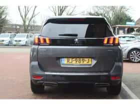 Peugeot 5008 (2017) thumbnail 4