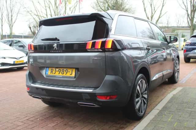 Peugeot 5008 (2017) thumbnail 5