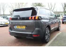 Peugeot 5008 (2017) thumbnail 5