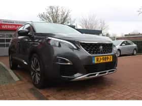Peugeot 5008 (2017) thumbnail 6