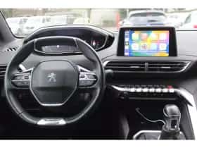 Peugeot 5008 (2017) thumbnail 8
