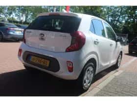 Kia Picanto (2020) thumbnail 5