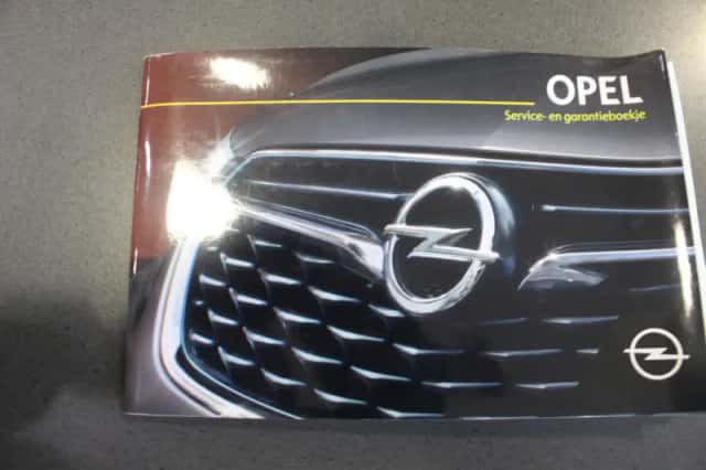 Opel Astra (2021) thumbnail 20