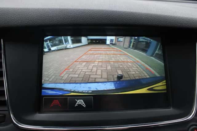 Opel Astra (2021) thumbnail 10