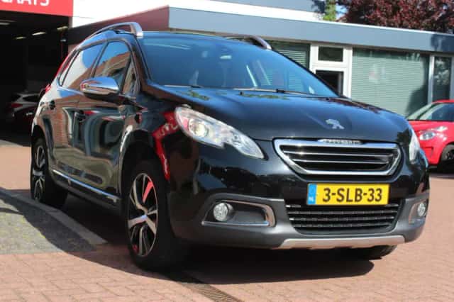 Peugeot 2008 (2013) thumbnail 6