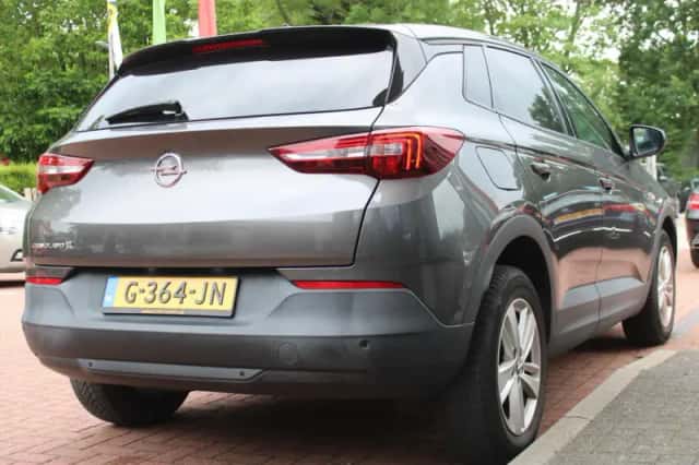 Opel Grandland X (2018) thumbnail 5