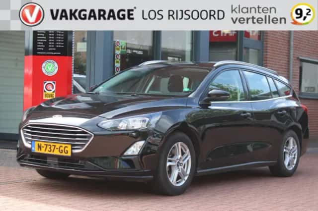 Ford Focus (2021) thumbnail 1