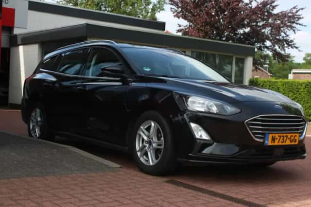Ford Focus (2021) thumbnail 6