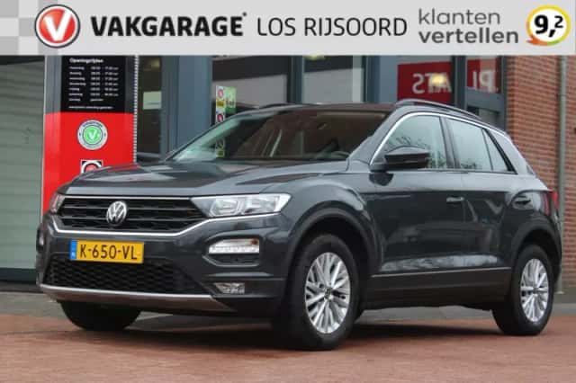 Volkswagen T-Roc (2021) thumbnail 1