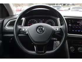 Volkswagen T-Roc (2021) thumbnail 8