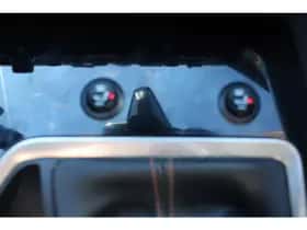 Peugeot 3008 (2018) thumbnail 12