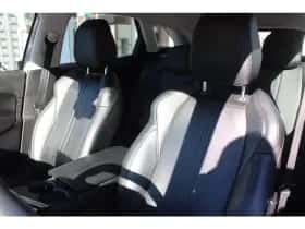 Peugeot 3008 (2018) thumbnail 16