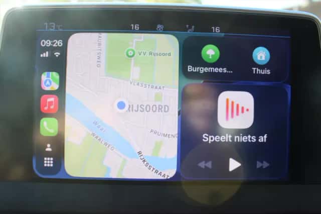Peugeot 3008 (2018) thumbnail 8