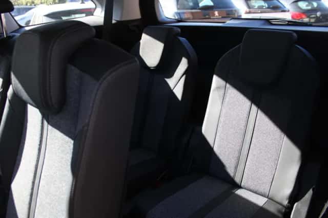 Peugeot 5008 (2020) thumbnail 16