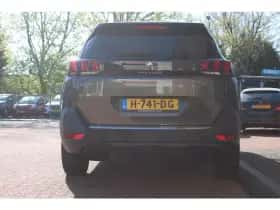 Peugeot 5008 (2020) thumbnail 4