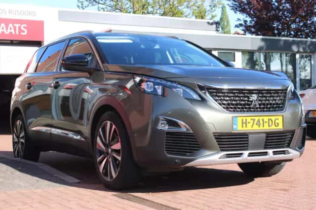 Peugeot 5008 (2020) thumbnail 6