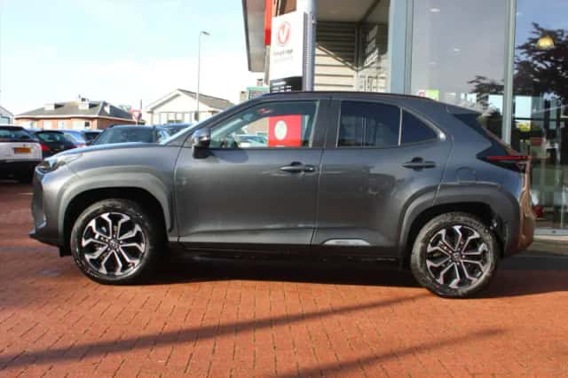 Toyota Yaris Cross (2026) thumbnail 2