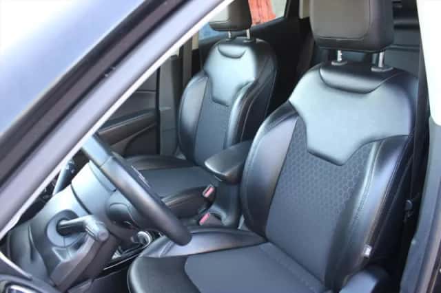 Jeep Compass (2019) thumbnail 14