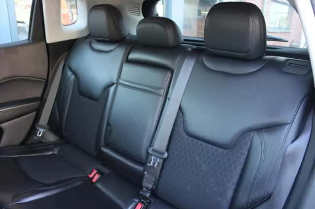 Jeep Compass (2019) thumbnail 15