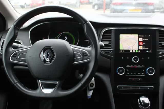 Renault Mégane (2018) thumbnail 7