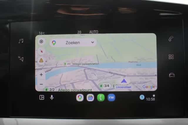 Opel Mokka-e (2021) thumbnail 11