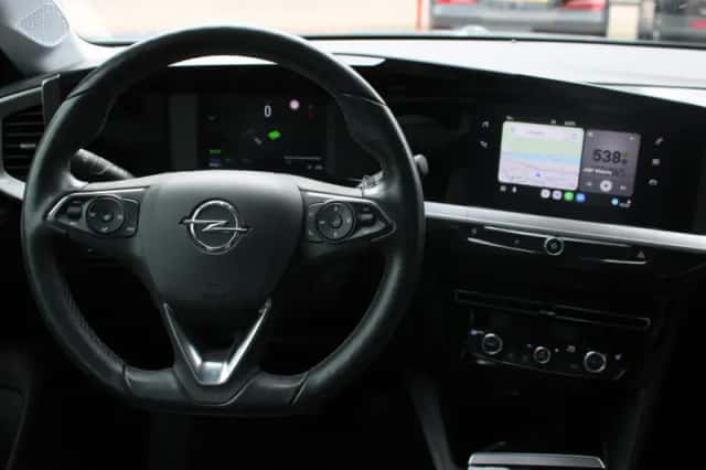 Opel Mokka-e (2021) thumbnail 8