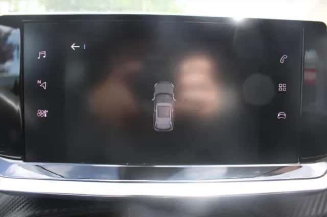 Peugeot e-2008 (2023) thumbnail 11