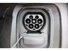 Peugeot e-2008 (2023) thumbnail 20