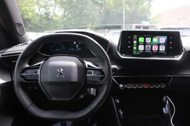 Peugeot e-2008 (2023) thumbnail 8