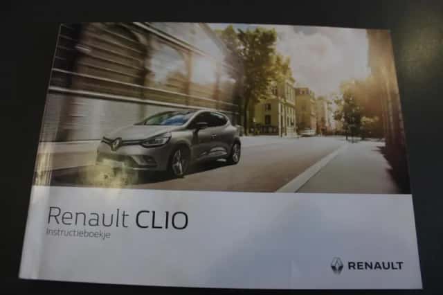 Renault Clio (2017) thumbnail 17