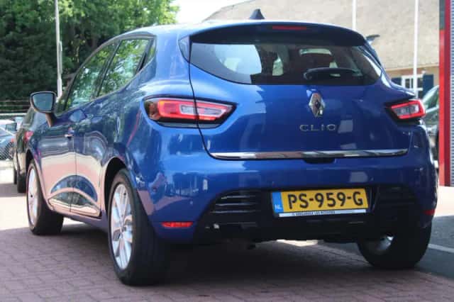 Renault Clio (2017) thumbnail 3