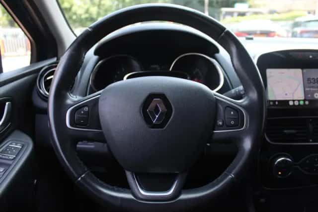 Renault Clio (2017) thumbnail 8