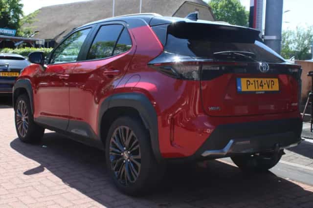 Toyota Yaris Cross (2022) thumbnail 3