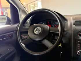 Volkswagen Touran (2005) thumbnail 11