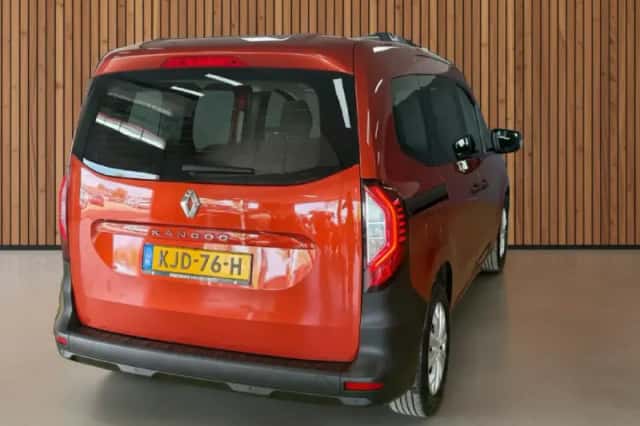 Renault Kangoo (2023) thumbnail 4