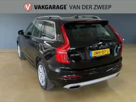 Volvo XC90 (2017) thumbnail 3