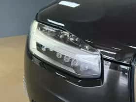 Volvo XC90 (2017) thumbnail 7