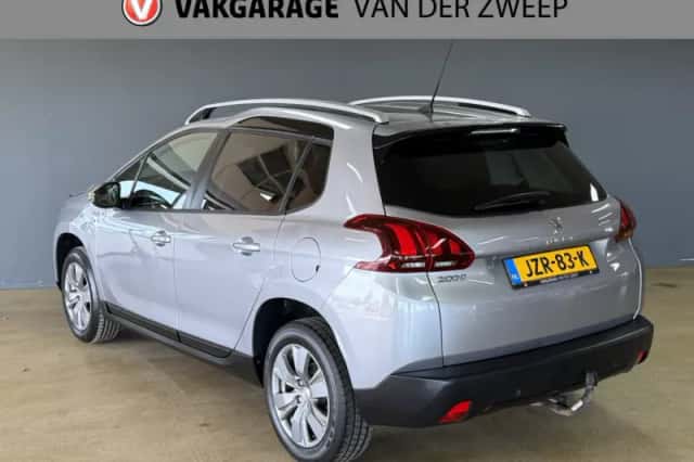 Peugeot 2008 (2018) thumbnail 3