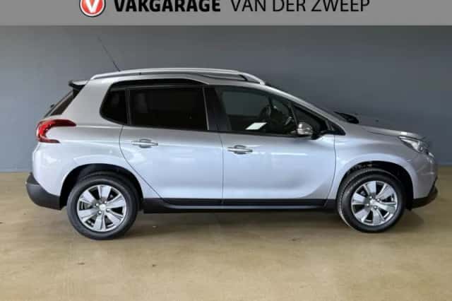 Peugeot 2008 (2018) thumbnail 5