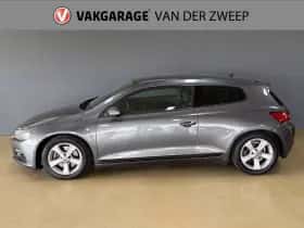 Volkswagen Scirocco (2011) thumbnail 2